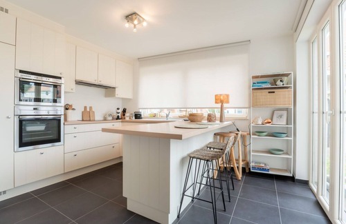 Duinbergen Apartamento | Acogedor apartamento para 6 personas con WIFI, TV y balcón