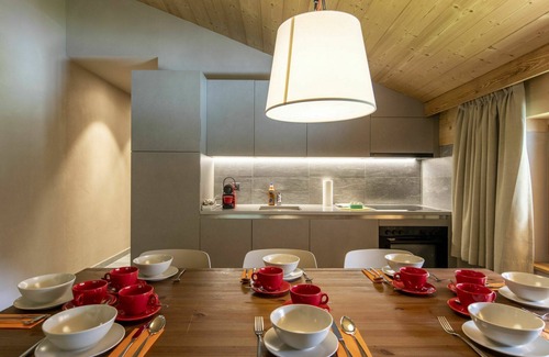 Zinal Apartamento | Acogedor apartamento para 8 personas con WIFI, TV y mascotas permitida