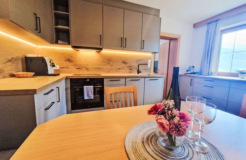 Stummerberg Apartamento | Acogedor apartamento para 2 personas con WIFI, TV y terraza