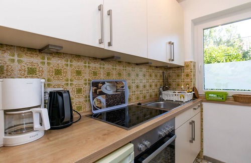 Sehestedt Apartamento | Hermoso apartamento para 4 personas con WIFI, TV, terraza y mascotas permitida