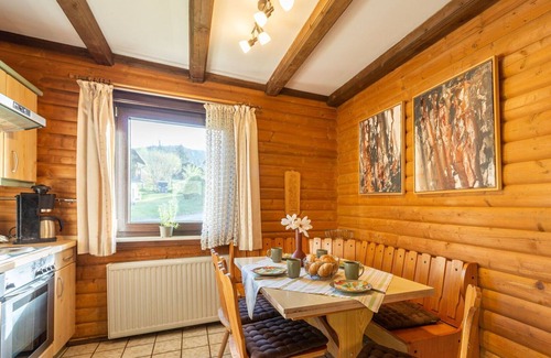Arrach Apartamento | Bonito apartamento para 8 personas con WIFI, TV, balcón, mascotas permitida y aparcamiento