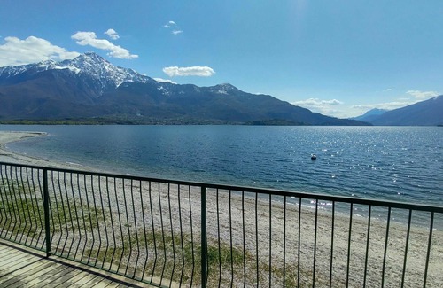 Gera Lario Apartamento | Precioso apartamento para 4 personas con WIFI, TV, terraza, mascotas permitida y aparcamiento