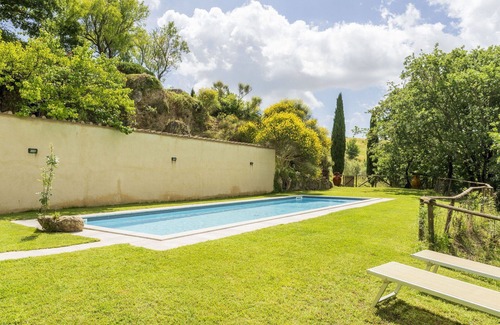 Radicondoli Apartamento | Bonito apartamento para 4 personas con A/C, WIFI, piscina, TV, balcón y vista panorámica