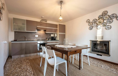 Cortazzone Casa | Hermoso apartamento en villa con piscina privada, TV, terraza, mascotas permitida, vista panorámica
