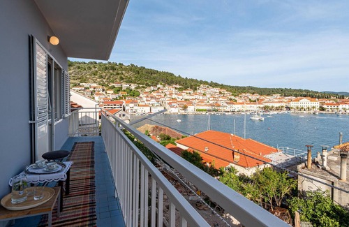 Vela Luka Apartamento | Nice Apartment in Vela Luka With Wifi and 2 Bedrooms