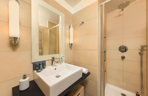Hattigny Casa | Nice apartment in villa for 12 people with WIFI, pool, hot tub, TV and terrace