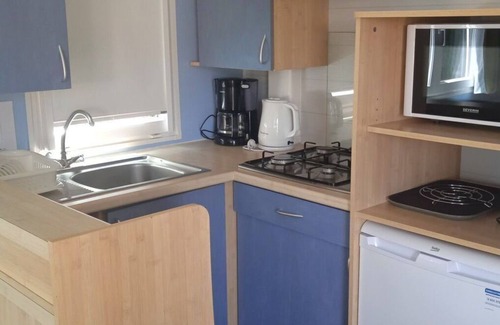 Prailles Casa | Hermoso apartamento en villa con internet, piscina, TV, terraza y mascotas permitida