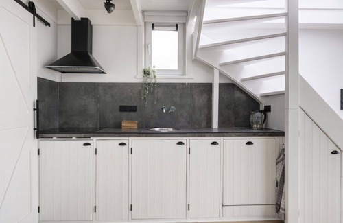 Woudsend Casa | Precioso apartamento en villa para 4 personas con WIFI y patio