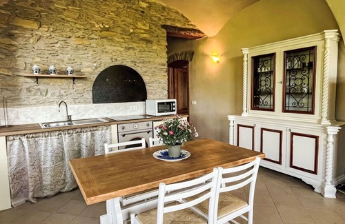 Novelli Apartamento | Precioso apartamento con piscina, WIFI, TV, terraza, mascotas permitida y vista panorámica