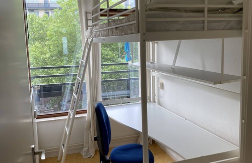Bilthoven Apartamento | Nice apartment nearby Utrecht in friendly village. Long stay, min 6 months