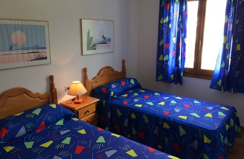 Serpentona Apartamento | Bonito apartamento con piscina, jardín y zona de barbacoa