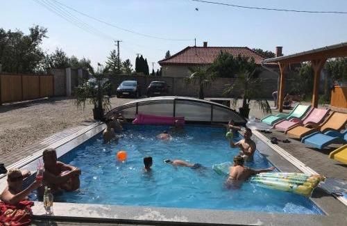 Balatonfenyves Apartamento | Nice Big House