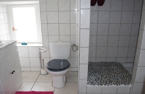 Bellegarde-du-Razes Casa | Habitación grande y bonita, espacio agradable y de gran capacidad