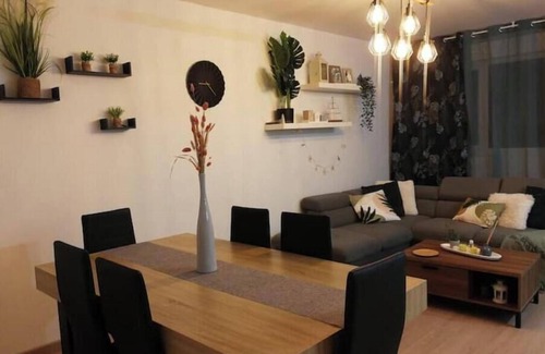 Artigues-pres-Bordeaux Apartamento | Nice Family Apartment