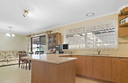 Endeavour Hills Casa | Nice Family home