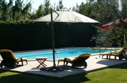 Mouries Casa | nice family vacation house with heated swimming pool, in mouries, alpilles areas 10 persons
