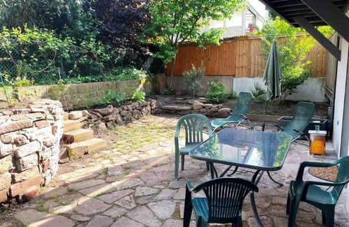 Plaine des Bouchers Apartamento | Nice flat in villa, quiet 10mn from the center, streetcar 100m, free parking.