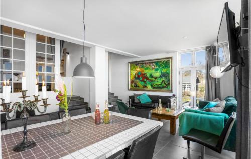 Sandkaas Casa | Nice Home In Allinge With Wifi