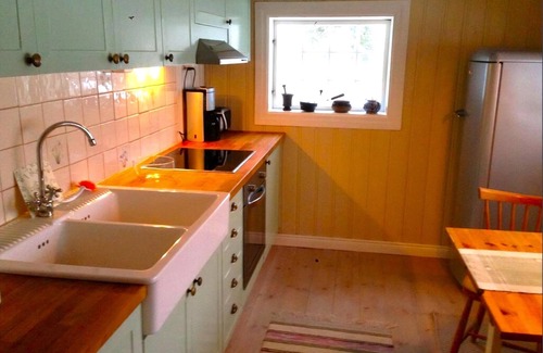 Malmkoping Casa | Nice home in Ärla with 2 Bedrooms and Sauna