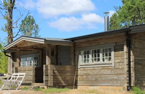 Malmkoping Casa | Nice home in Ärla with 2 Bedrooms and Sauna