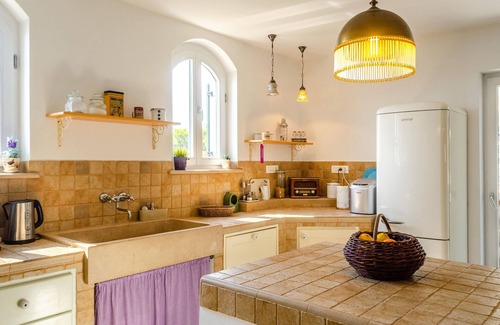 Potirna Casa | Bonita casa en Blato con cocina.