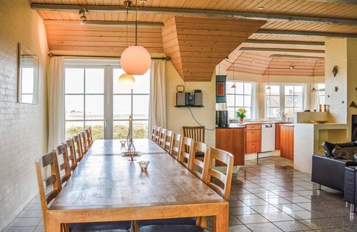 Vrist Strand Casa | Bonita casa en Harboøre con cocina.