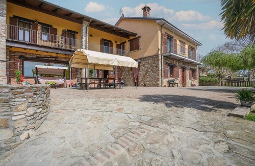 Marsaglia Casa | Bonita casa en Marsaglia CN con jacuzzi
