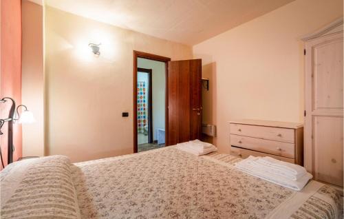 Montefiore dell'Aso Casa | Nice Home In San Giovanni With Kitchen