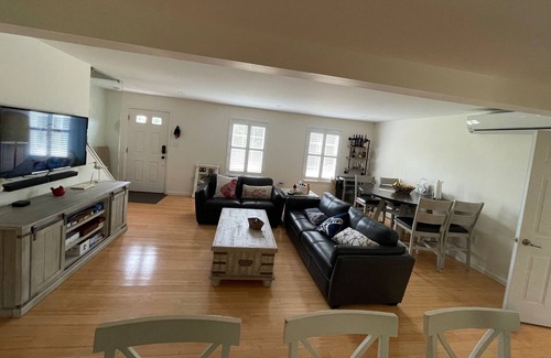 Oak Bluffs Casa | Nice house, great location - Oak Bluffs!