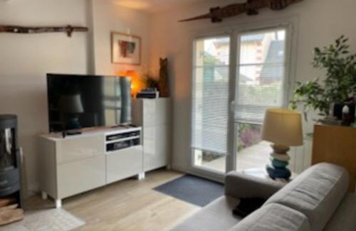 Port Guillaume Casa | Nice house with garden near the beach