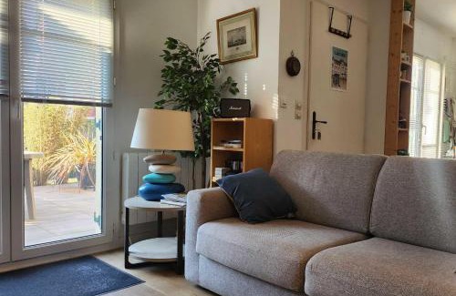 Port Guillaume Casa | Nice house with garden near the beach