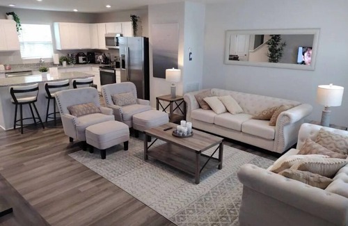 Petersburg Casa | Nice! New home near VSU x Fort Lee Military Base mins to DT Richmond VA