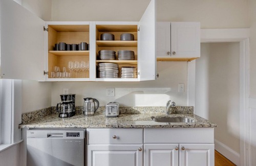 South Boston Apartamento | Nice South Boston 3BR, Fully Furnished & Equipped, by Blueground