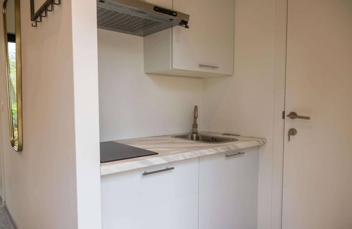Zutendaal Chalet De Esquí | Nice studio with kitchenette 16 km from Maastricht
