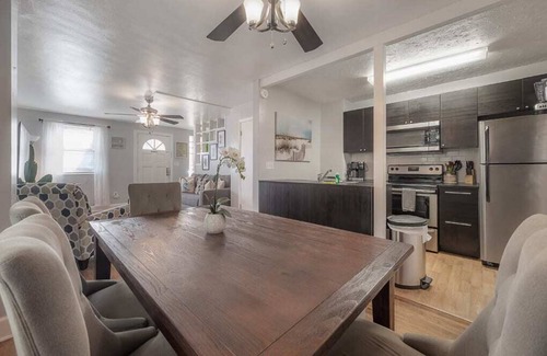 SoHo Casa | "Nice Swann" - 2BR|Garden|Patio|Hyde Park|TGH