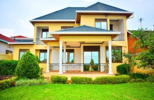 Kigali Villa | Bonita villa en alquiler, en la cima de la colina Kigali y hermosa vista.