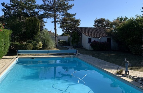 La Bree-les-Bains Casa | Nice villa in la Bree les bains for 8 people with swimming pool, 300 m from the beach