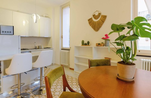 Cinque Terre Apartamento | "Nico's Guest House" a stone's throw from the Sea.