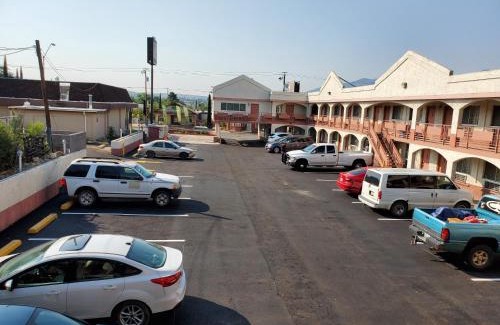 Globe Hotel | Night Inn