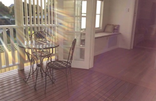 Stroud Casa | Nights on Broadway