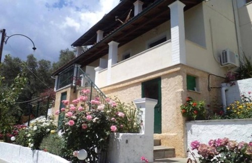 Gimari Apartamento | Nikolas studios, Sea View, Agni Bay Fiori