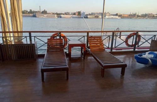 Al Karnak Alquiler De Eote | Nile Dahabiya Sailing boat 3 nights Every Friday from Aswan to Luxor