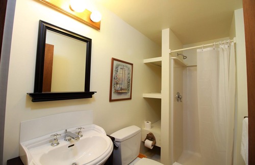 Plymouth Casa | Situado entre Okemo y Killington con una bañera de hidromasaje