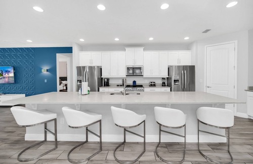 Bay Lake Villa | Just Chill Inn - Nueve Habitaciones Villa, Capacidad 20