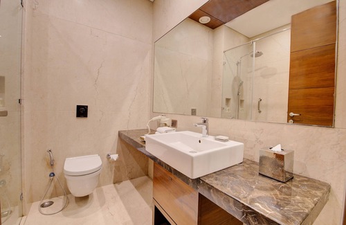 Vile Parle East Hotel | Niranta Transit Hotel Mumbai Airport - At Arrivals