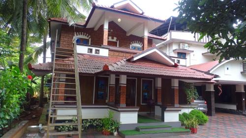Kuttipuram Casa | Nirmalyam Homestay