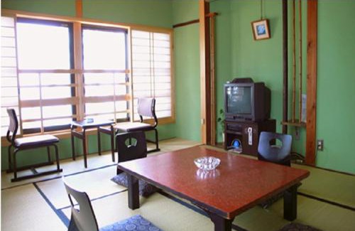 Futami Hotel | Nisshokan