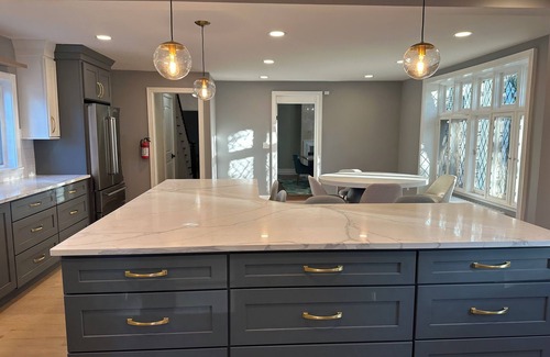 Orange Casa | NJ Suburban Retreat - Direct train to NYC - Train station half a mile walk!