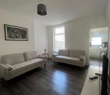 Liverpool Casa | No. 10 - Home away from Home