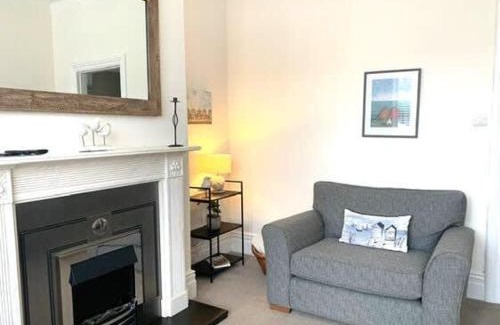 Muston Casa | No 3 Brooklands - Central location